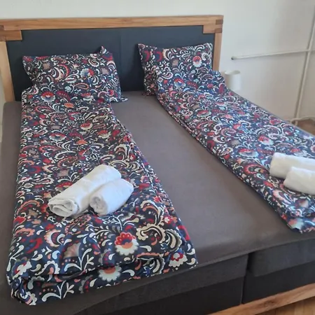 Natasa Bl Daire